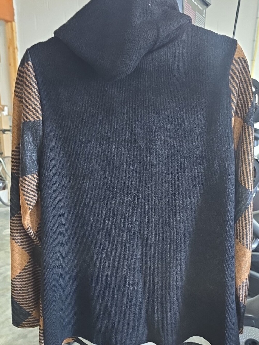 Women's Argyle Sweater - Black & Brown - Picture 6 of 6